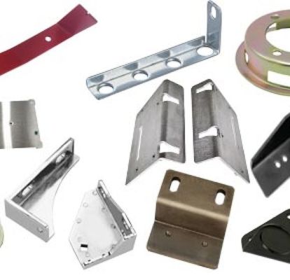 خدمات القطع بالليزر و تصنيع الشعارات لقطع الطابع المعدنية المخصصة